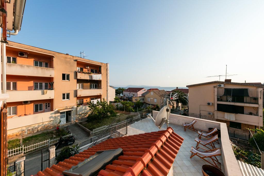 Apartments Kastelani Komiža Buitenkant foto